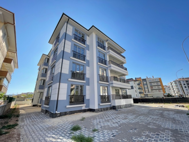 ELİF'DEN ALİ ULVİ KURUCU CADDESİ SATILIK 3+1 DAİRE