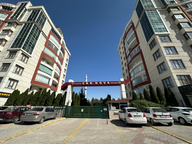 ELİF'DEN ÇEÇENİSTAN CADDESİN'DE ULTRA LÜX SATILIK 4+1 DAİRE