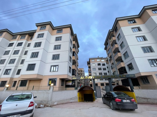 ELİF'DEN ADLİYE ŞEHİR HASTANESİ YAKINI 3+1DAİRE