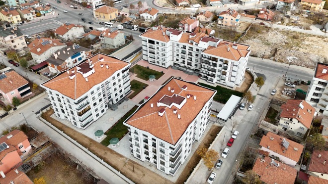 ELİF'DEN ULUĞBEY MAH. KALFALAR CAD. ÜZERİ LÜX 4+1 DAİRE