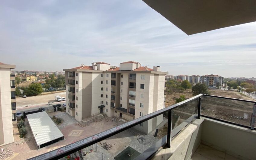 ELİF’DEN BÜYÜK KUMKÖPRÜ CADDESİ ÜZERİNDE SATILIK 3+1 DAİRE