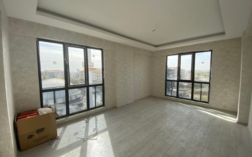 ELİF’DEN BÜYÜK KUMKÖPRÜ CADDESİ ÜZERİNDE SATILIK 3+1 DAİRE