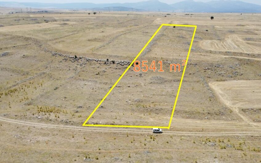 ELİF’DEN AKÖREN ORHANİYEDE 8.500 M2 MÜSTAKİL SATILIK TARLA