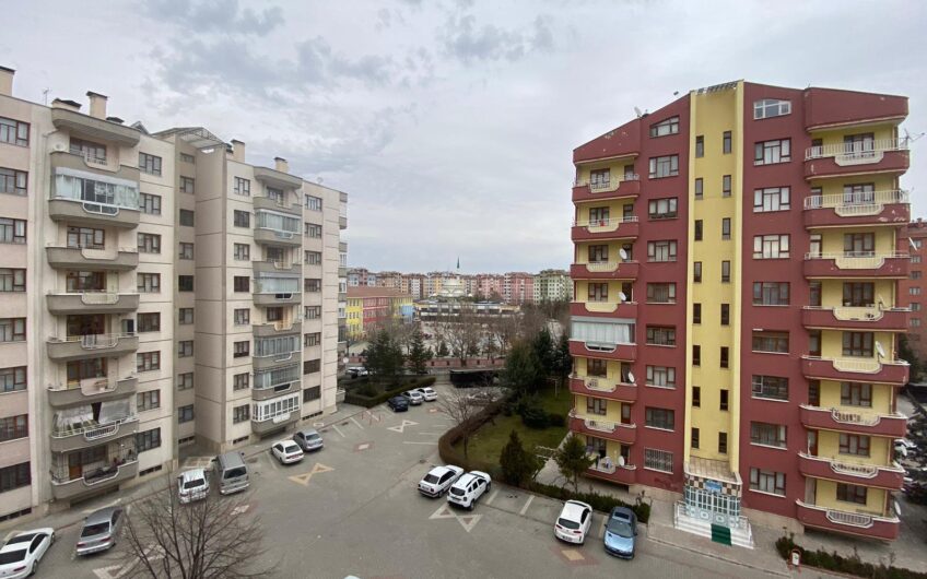 ELİF’DEN KARAKAYIŞ CADDESİ YAKINI 3+1 DAİRE