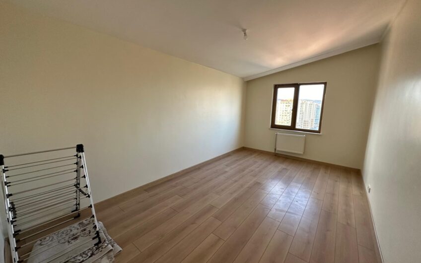 ELİF’DEN YONCA PARK SİTELERİNDE 6+1 SATILIK TERASLI DUBLEX DAİRE