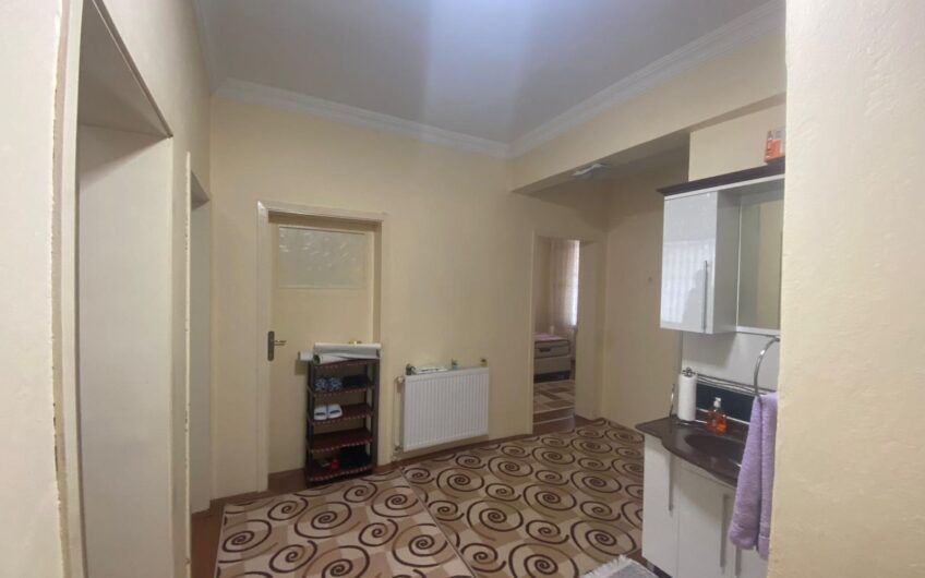 ELİF’DEN ŞİRİNHANIM ÇEŞMESİ YAKINI BAKIMLI 2+1DAİRE